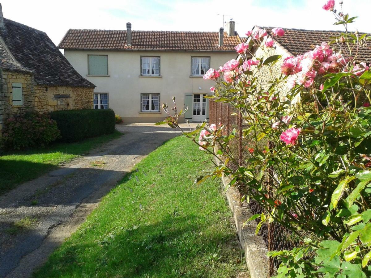 Gite De Bazeille Saint-Avit-Sénieur Exterior foto